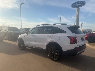 2022 Kia Sorento X-Line EX