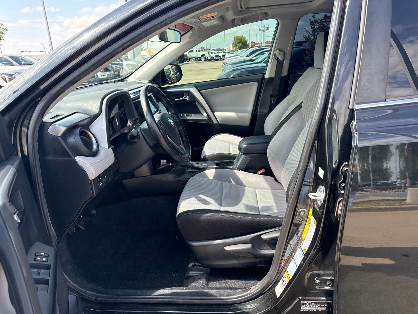 2016 Toyota RAV4 Hybrid XLE