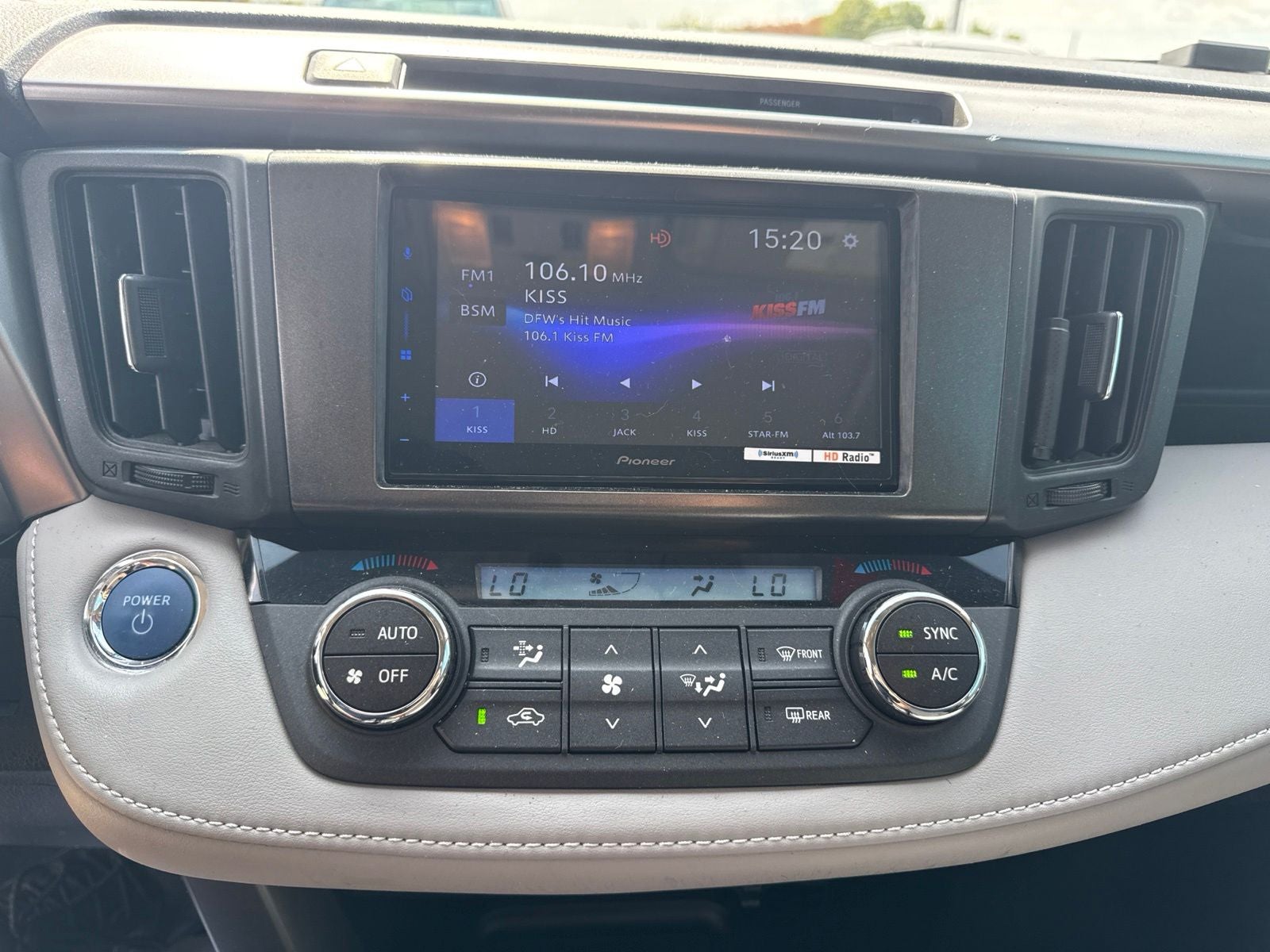 2016 Toyota RAV4 Hybrid XLE