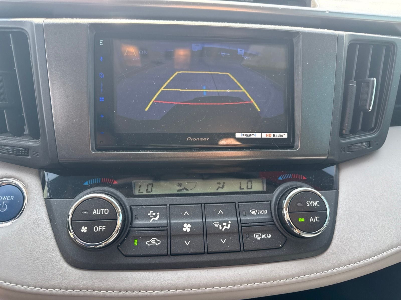 2016 Toyota RAV4 Hybrid XLE