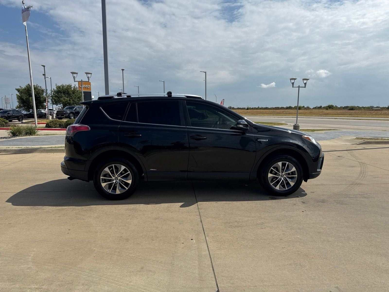 2016 Toyota RAV4 Hybrid XLE