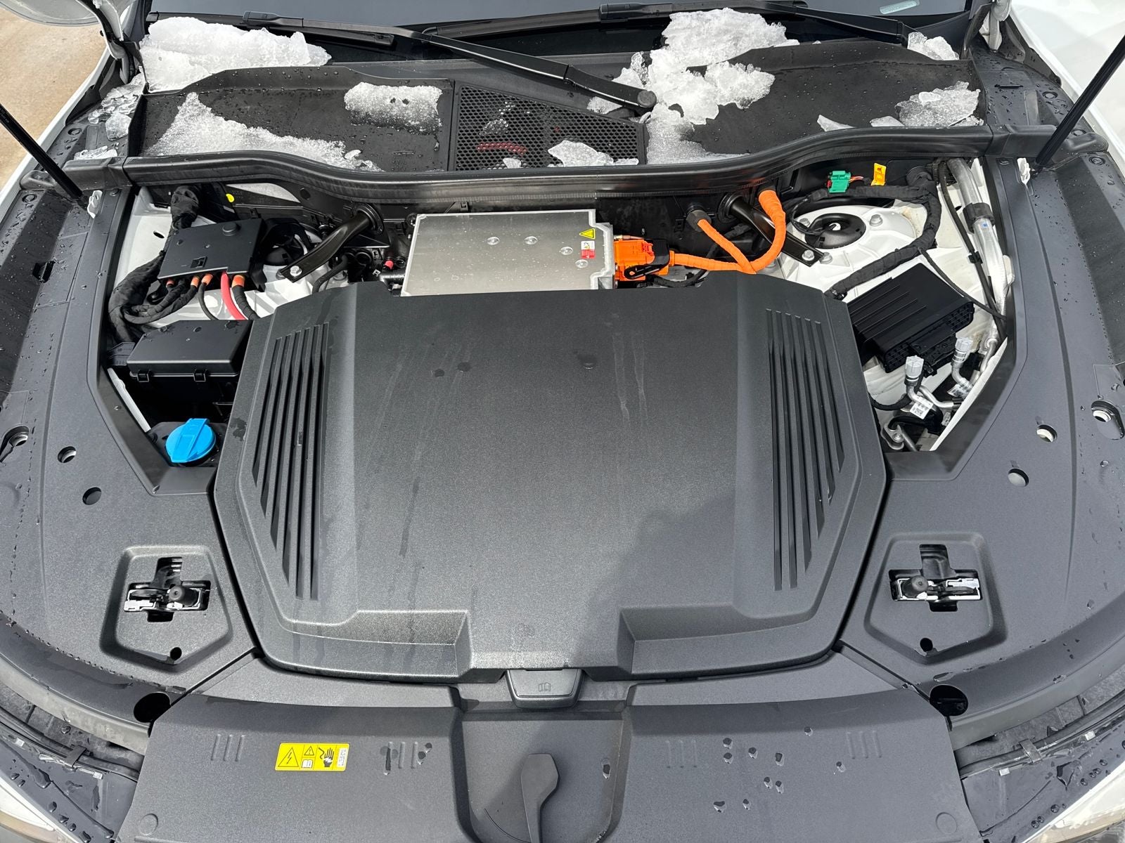 2024 Audi Q8 e-tron Premium quattro