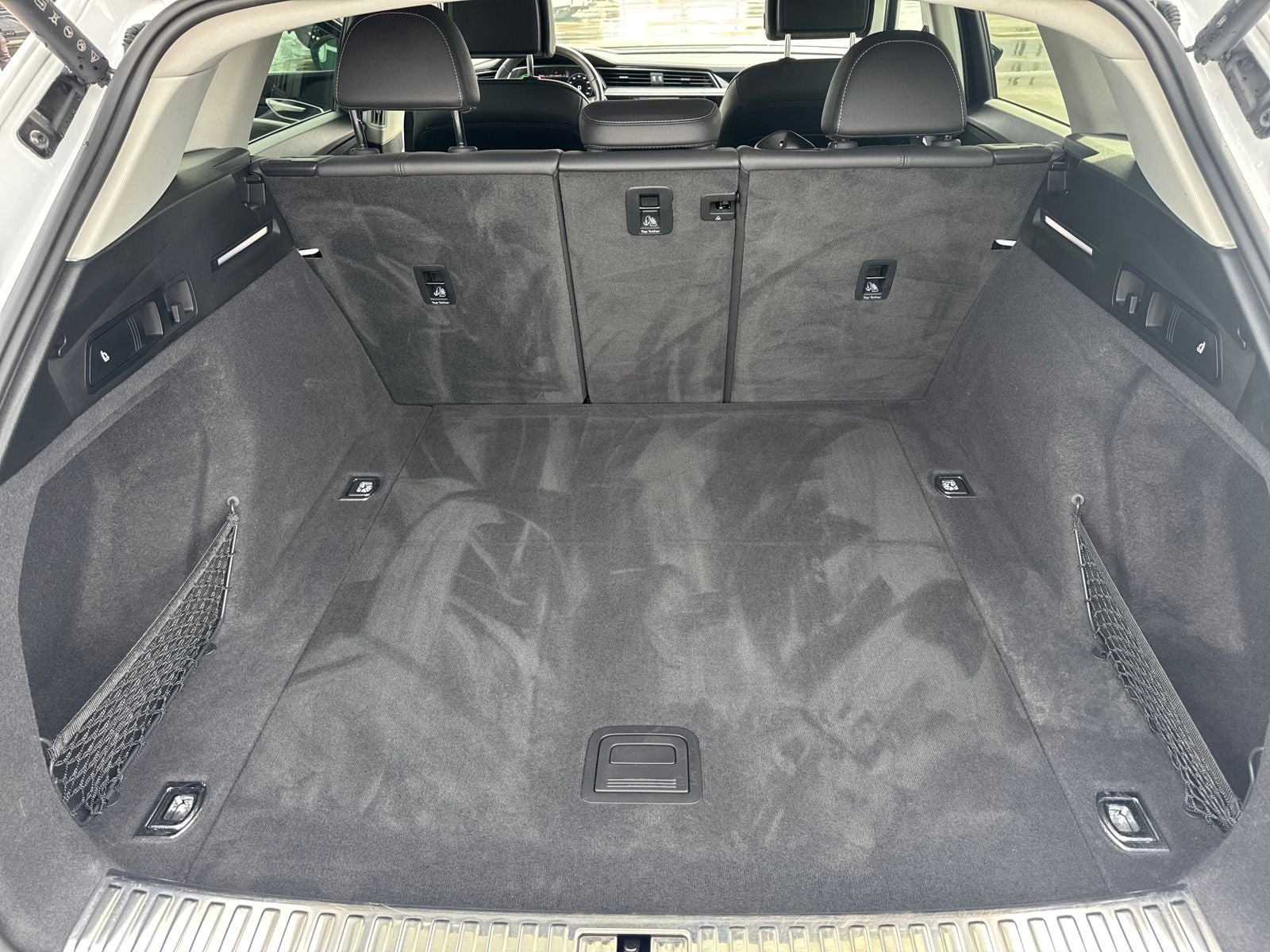 2024 Audi Q8 e-tron Premium quattro