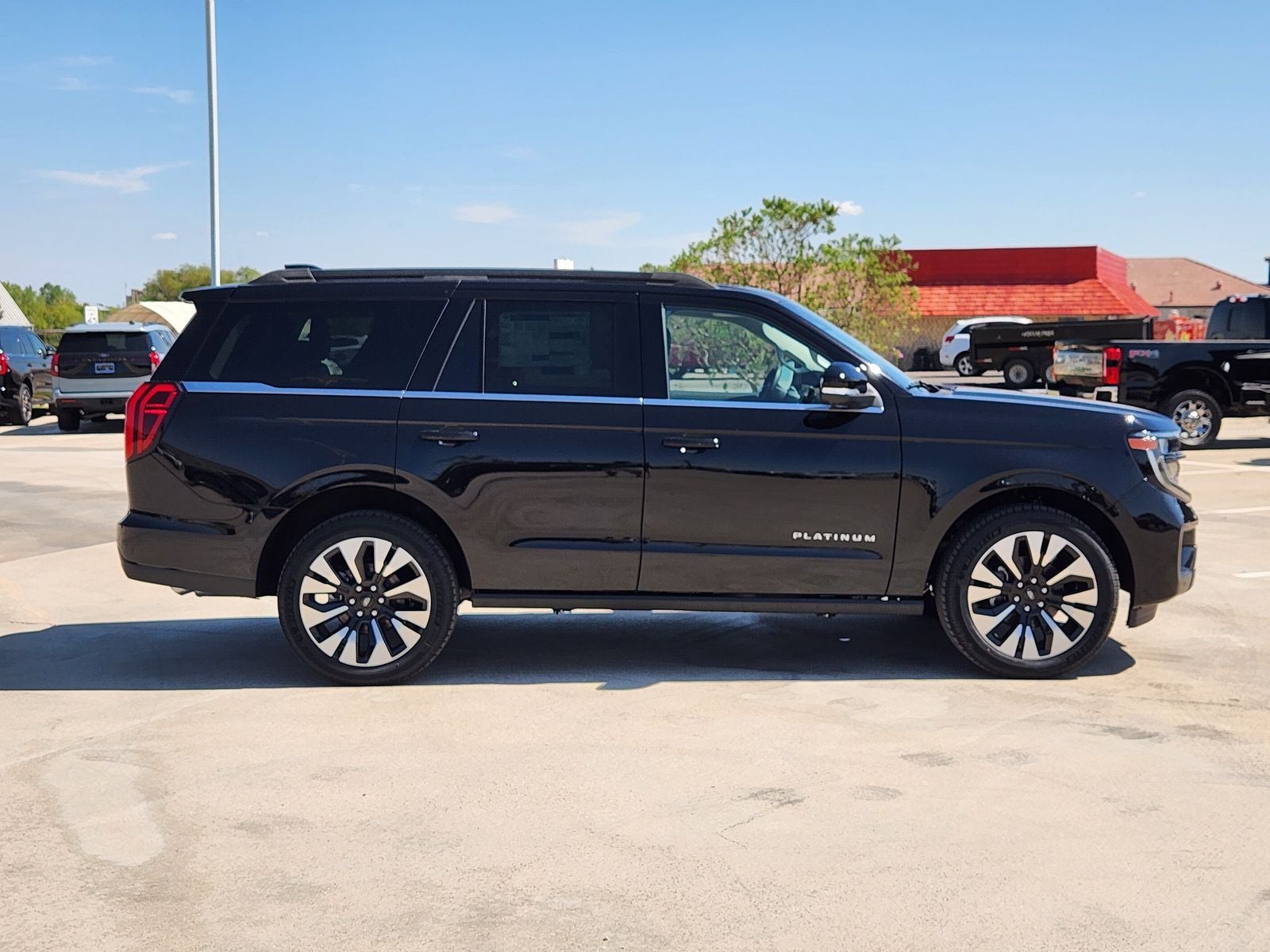 2027 Ford Expedition Platinum